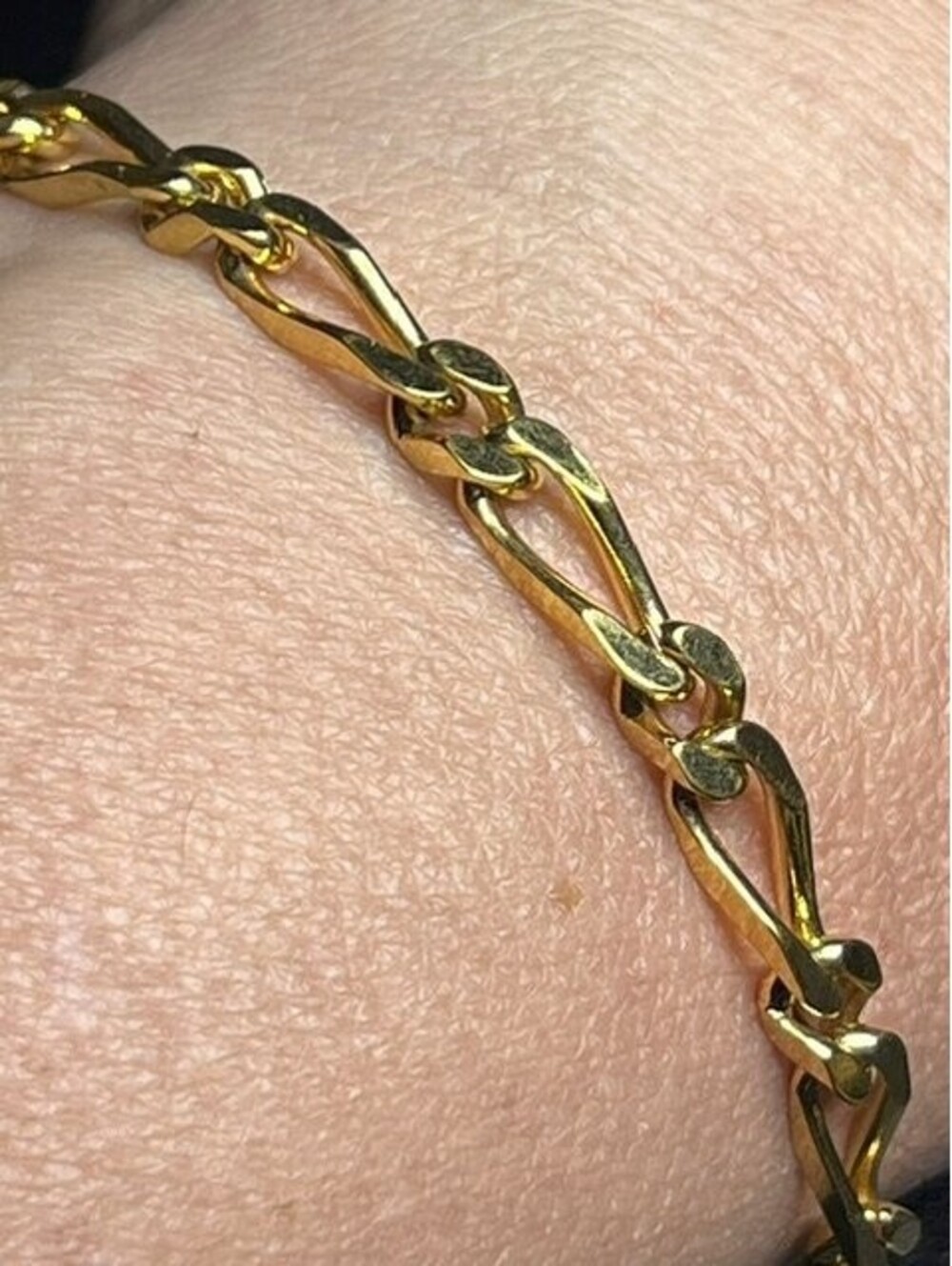 B7011 Monet Figaro Chain Bracelet Gold Tone Classic Jewelry 7.5"